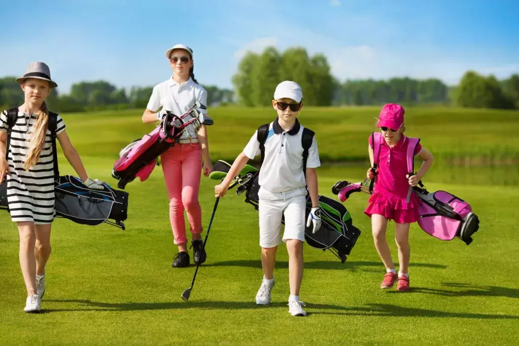 What is the best way to take golf bag to the course?